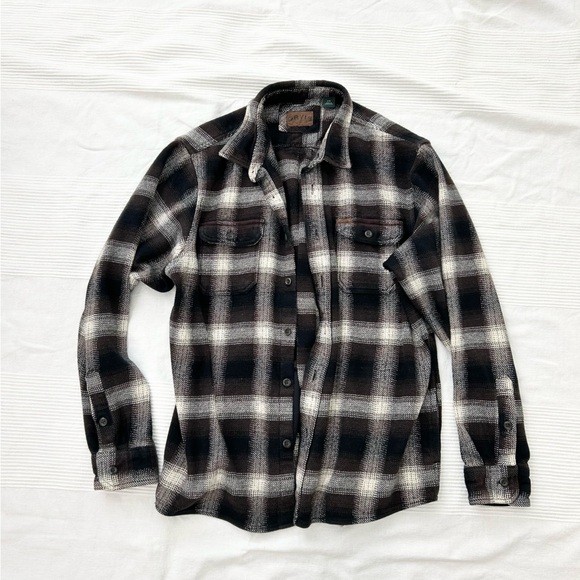 Orvis Heavyweight Plaid Flannel Jacket - Picture 2 of 11